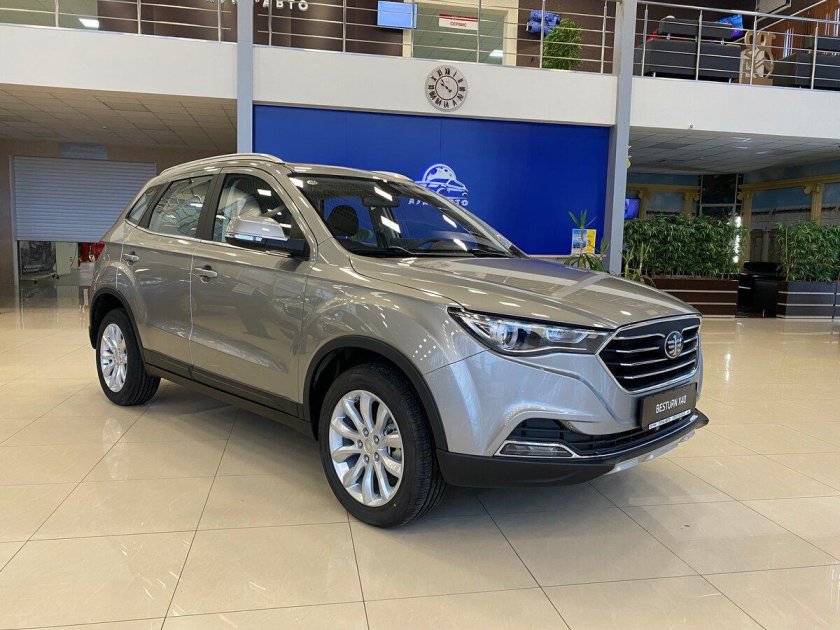 Кроссоверы FAW Besturn x40