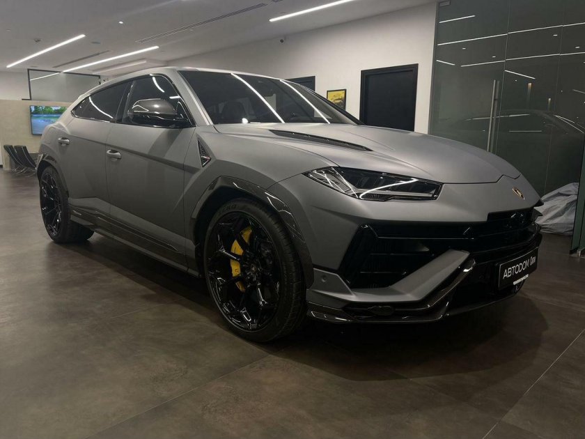 Ламборгини урус серый