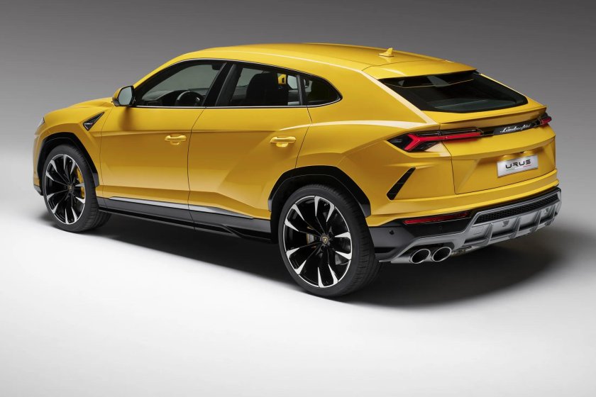 Lamborghini кроссовер Urus