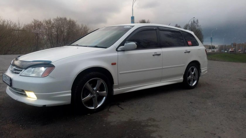 Honda Avancier белый