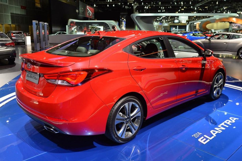 Hyundai Elantra 2013