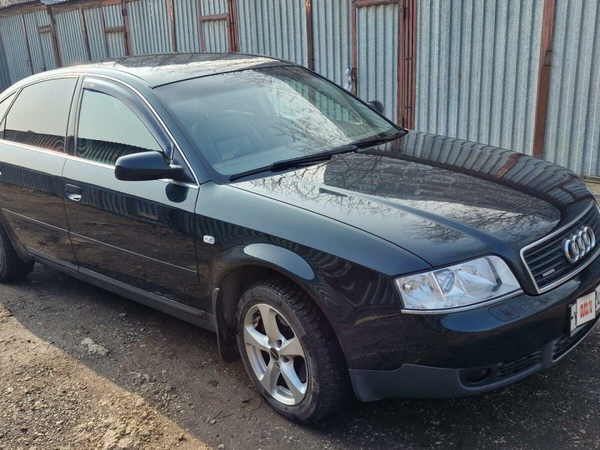 Ауди а 6 2003 года