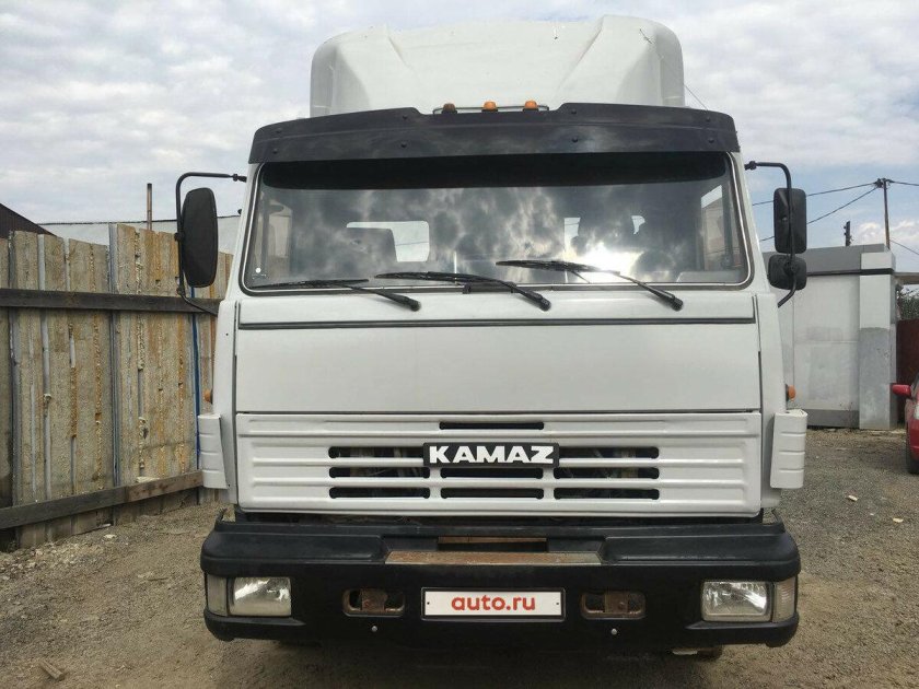 КАМАЗ 54115 серый