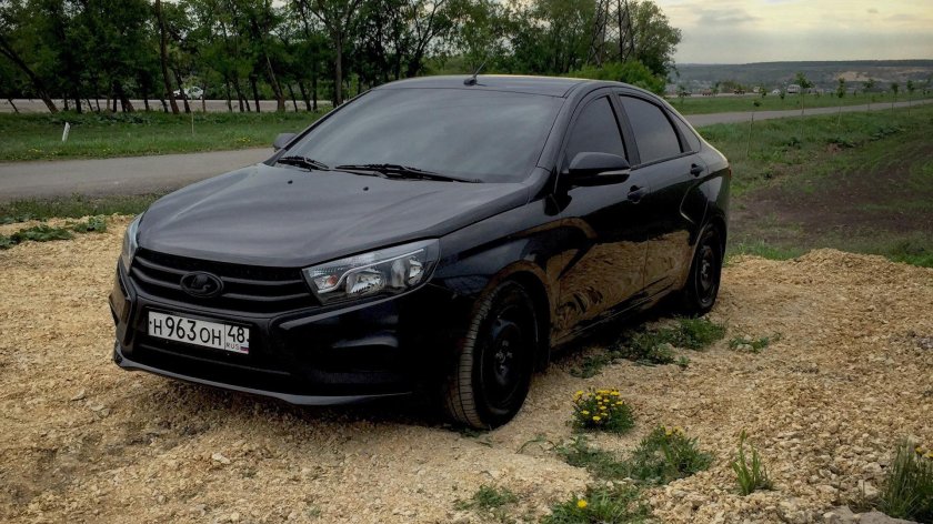 Лада Гранта Блэк эдишн