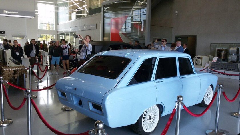 ИЖ Комби электромобиль