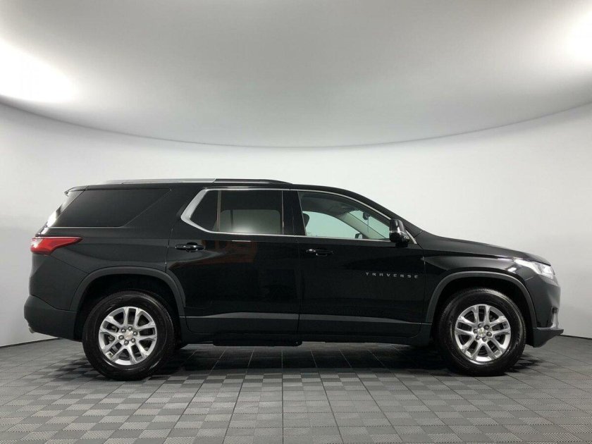 Шевроле Traverse 2020