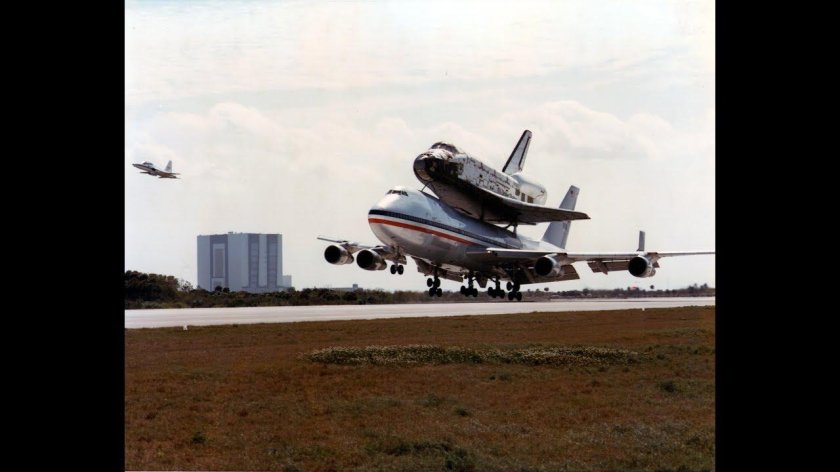 Космический шаттл Боинг 747