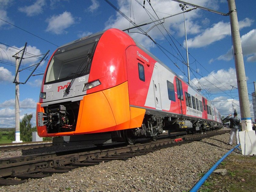 Поезд Ласточка Piko