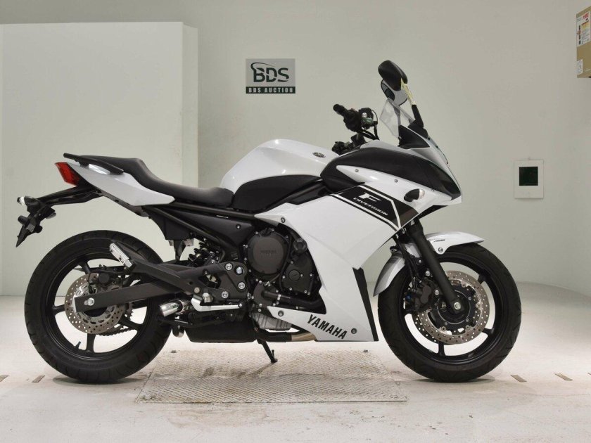 Мотоцикл yamaha