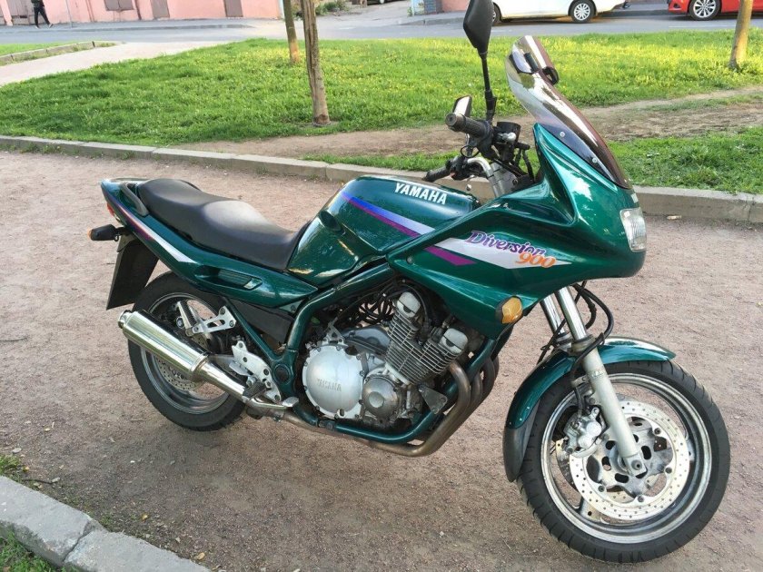 Yamaha XJ 900 diversion