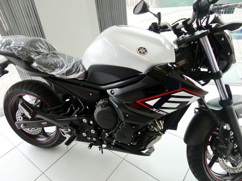 Yamaha xj6 2014