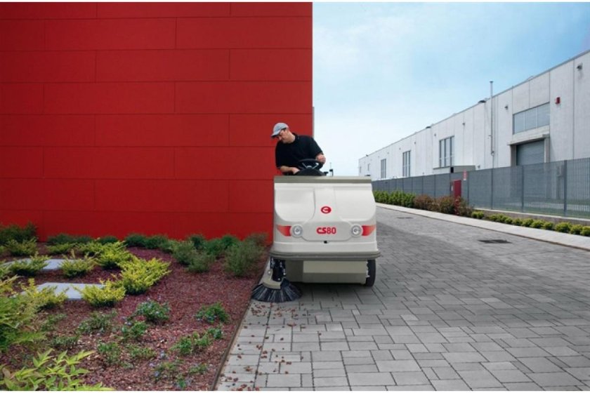 Подметальная машина