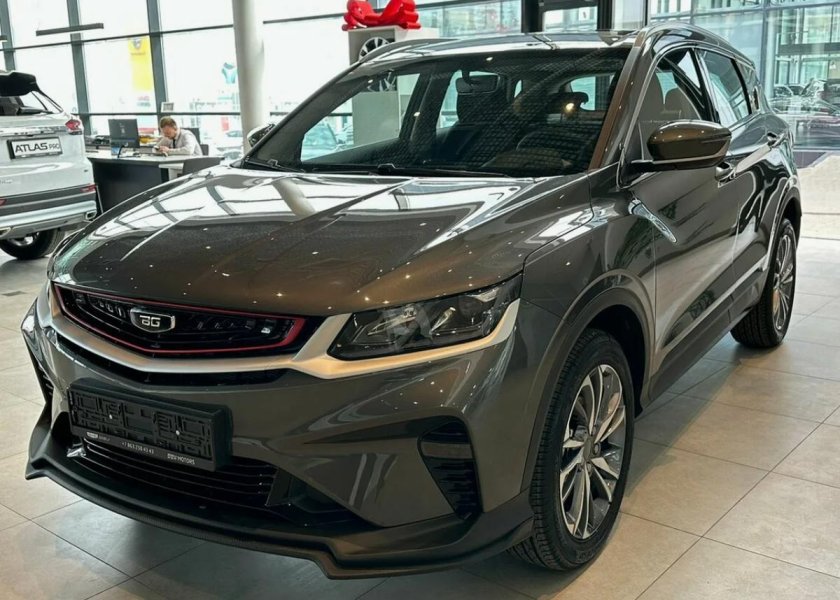 Кроссовер geely coolray