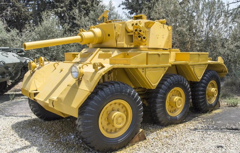 БТР Саладин