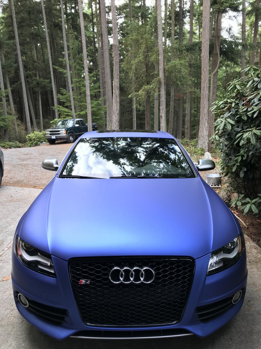 Audi a4 b8 Blue Matte chrom