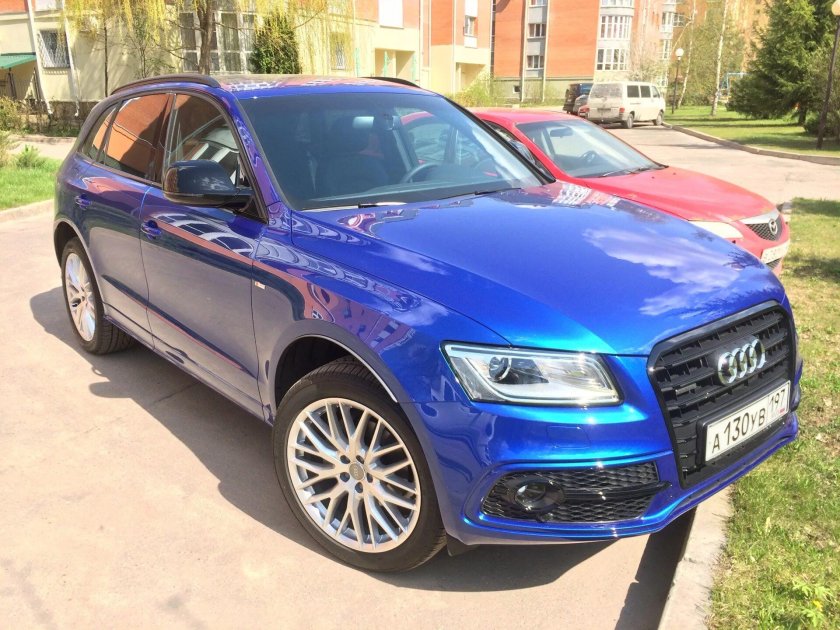 Audi q5 Blue