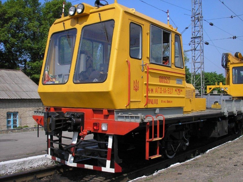 АГД-1м автомотриса грузовая дизельная