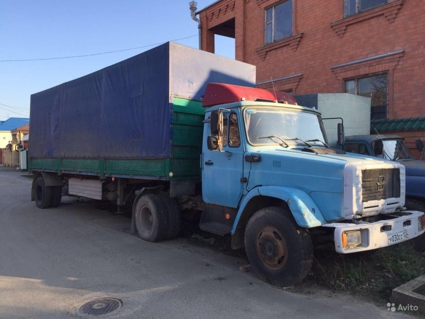 Седельный тягач ЗИЛ 442160