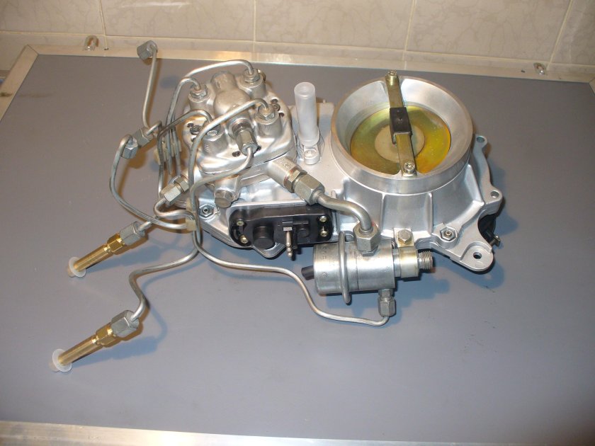 Джетроник Мерседес 124