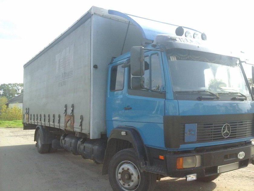 Мерседес-Бенц 1424 с788рн 43