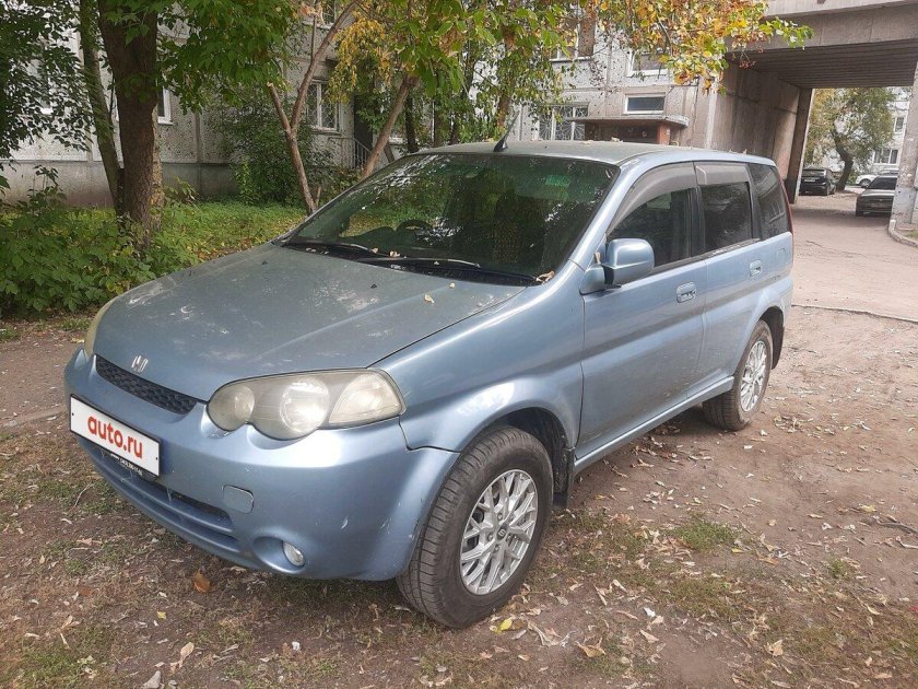 Золотистая Хонда HR V