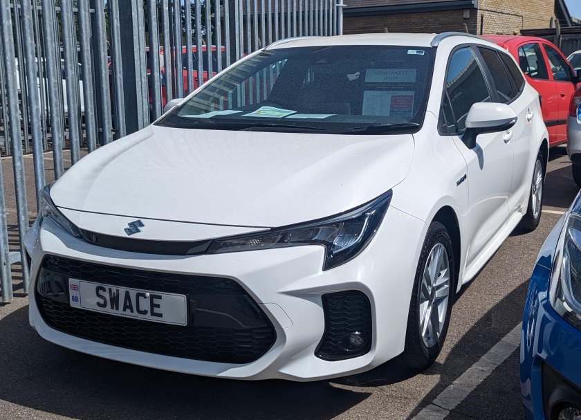 Toyota corolla touring 2019