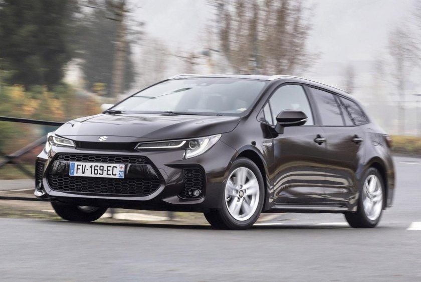 Сузуки Swace описание