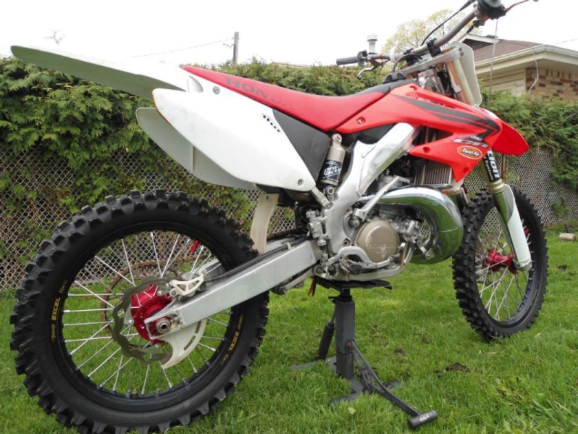 Honda cr250r 2003