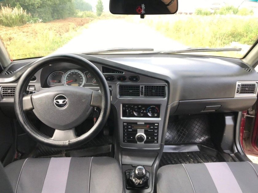 Daewoo Nexia 2010 года салон от старой
