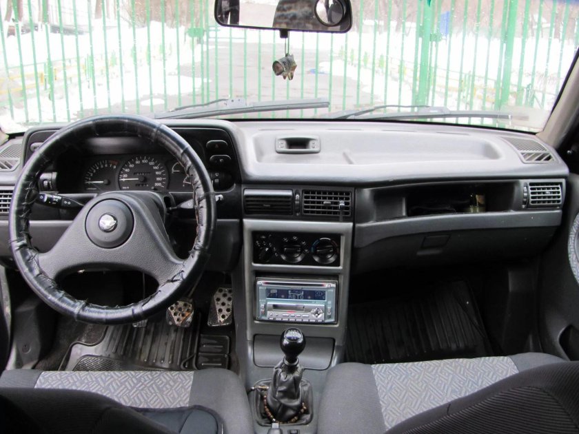Daewoo Nexia 1 салон