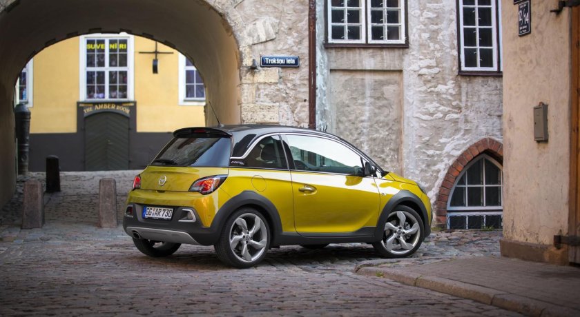 Opel Adam 2021