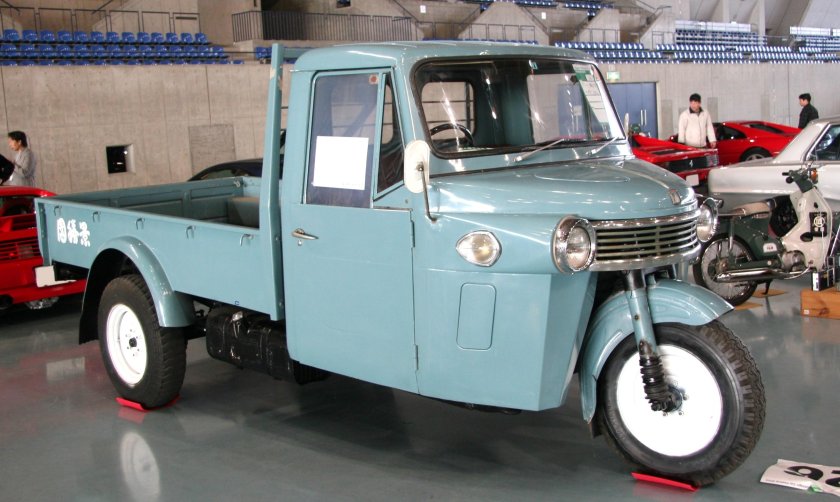 Daihatsu первые авто