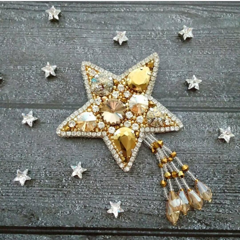 Брошь звезда из стекляруса