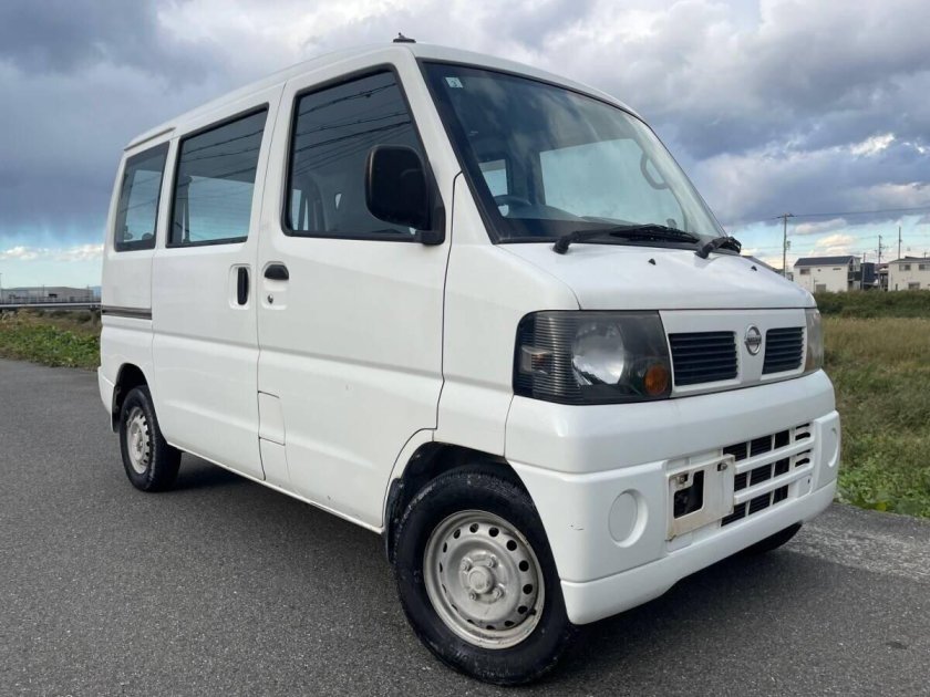 Ниссан клиппер рио