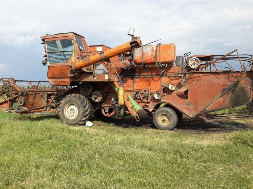 Комбайн зерноуборочный ск5м1 Нива