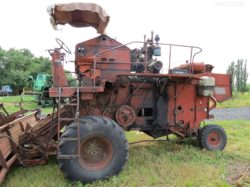 Комбайн Нива СК 4