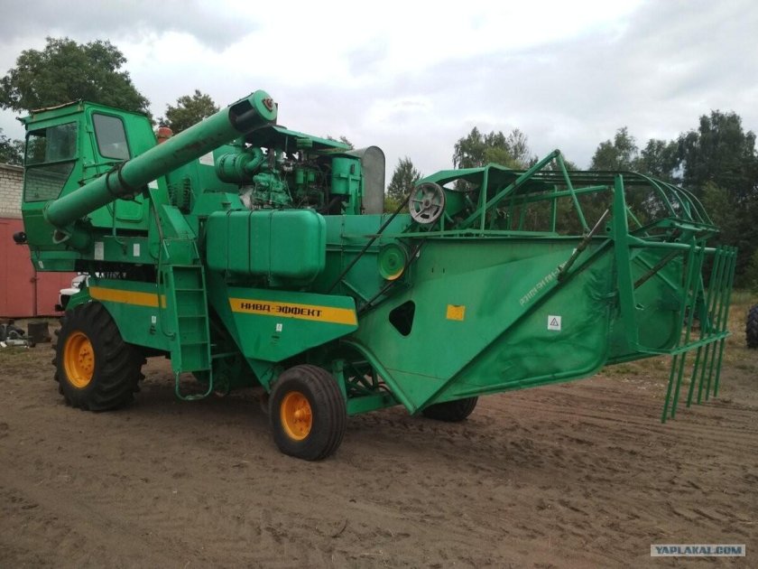 Зерноуборочный комбайн Нива СК-5