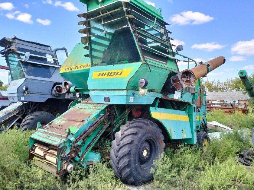 Комбайн Нива Ростсельмаш