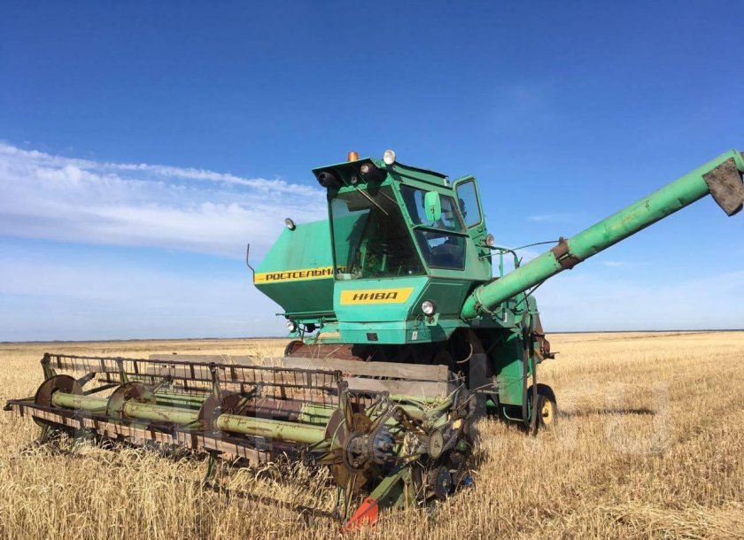 Комбайн Ростсельмаш Нива СК 5 М 1