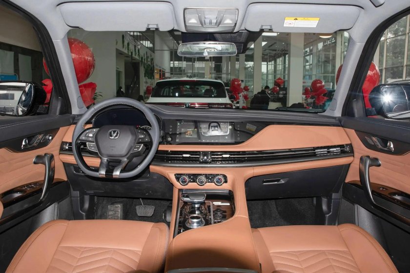 Чанган cs95 салон