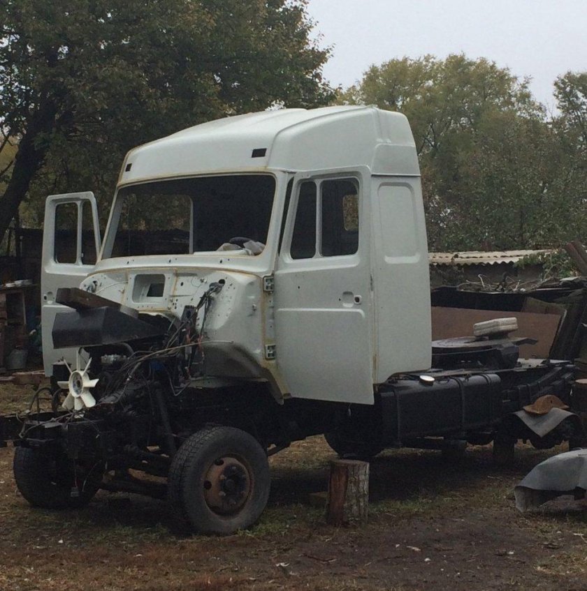 ЗИЛ 4331 тягач спальник