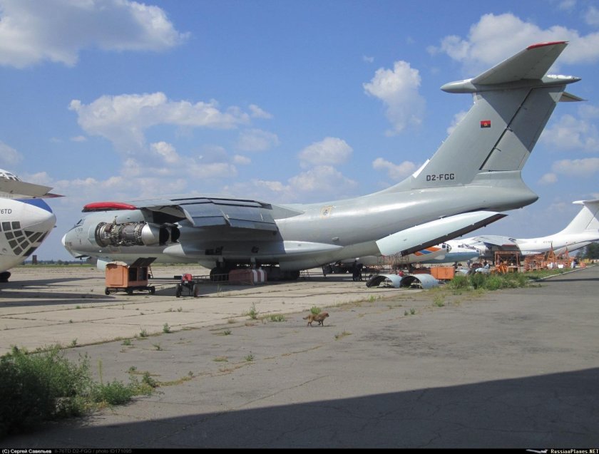 Ил 76 Сауримо Ангола