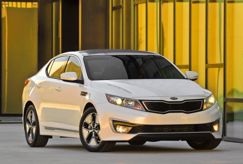 Kia Optima Hybrid 2013