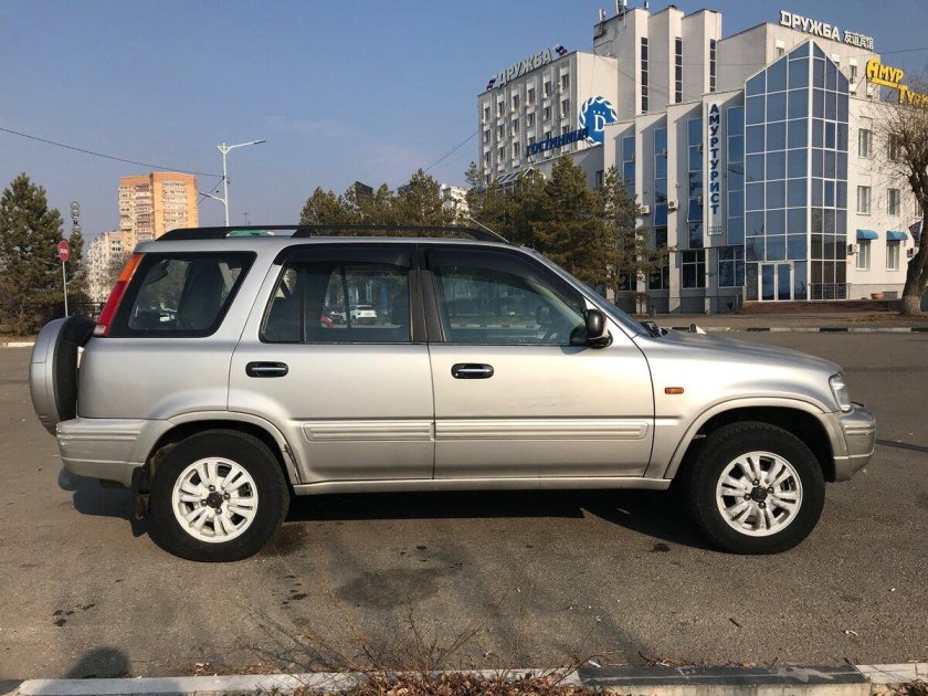 Honda cr-v 1998 года