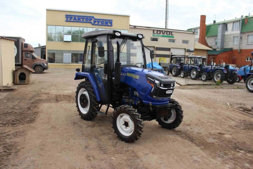 Трактор Русич т-244