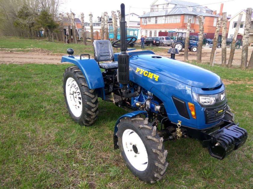 Русич минитрактор