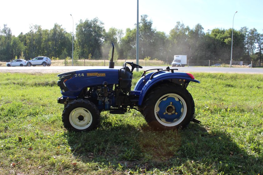 Минитрактор Русич 244