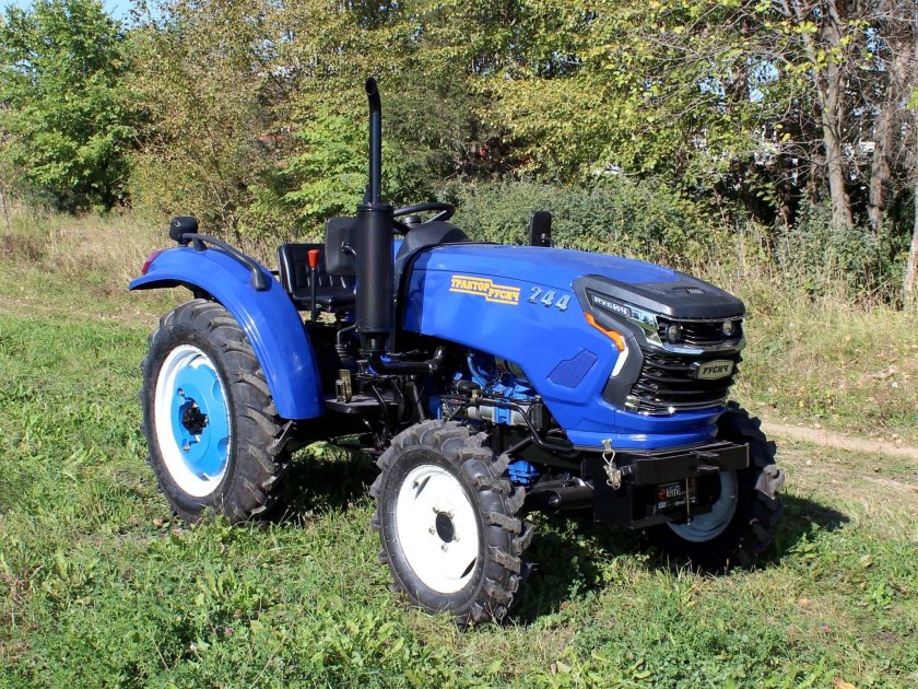 Минитрактор Русич 244