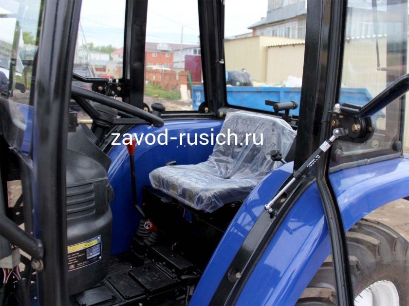 Трактор Русич т-244 с кабиной