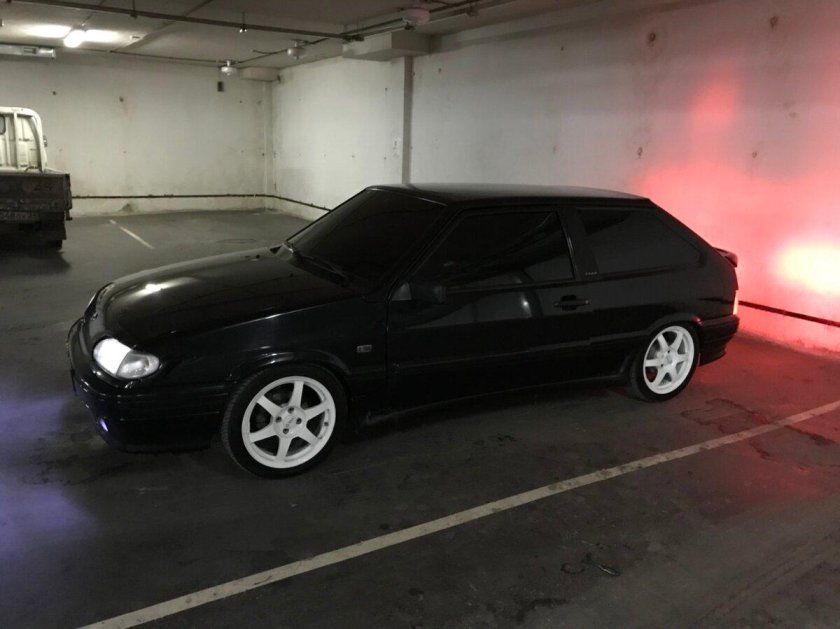 Лада 2113 черная тонированная